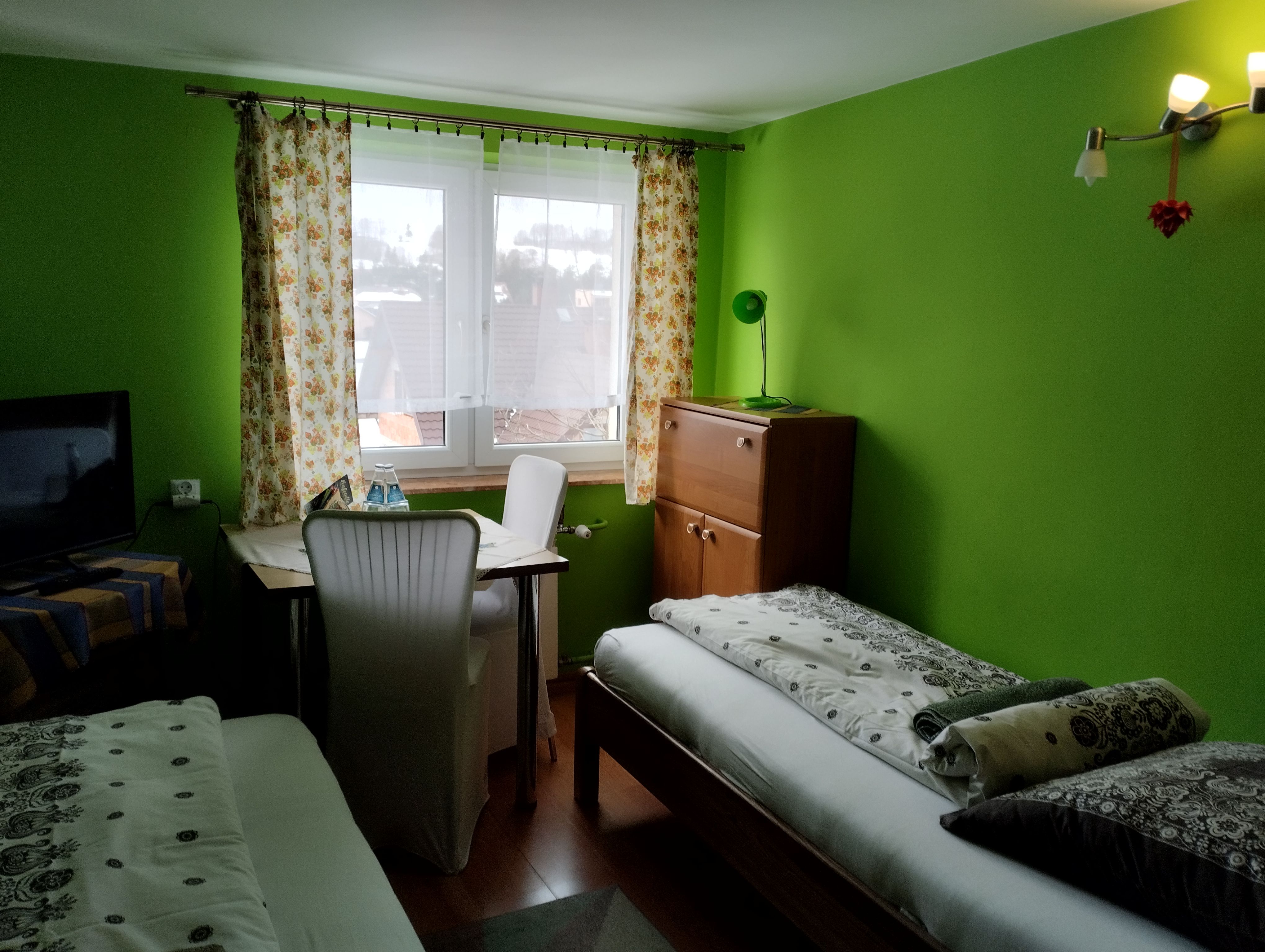 Pokój Nr. 4: (Zielony) 2-osobowy