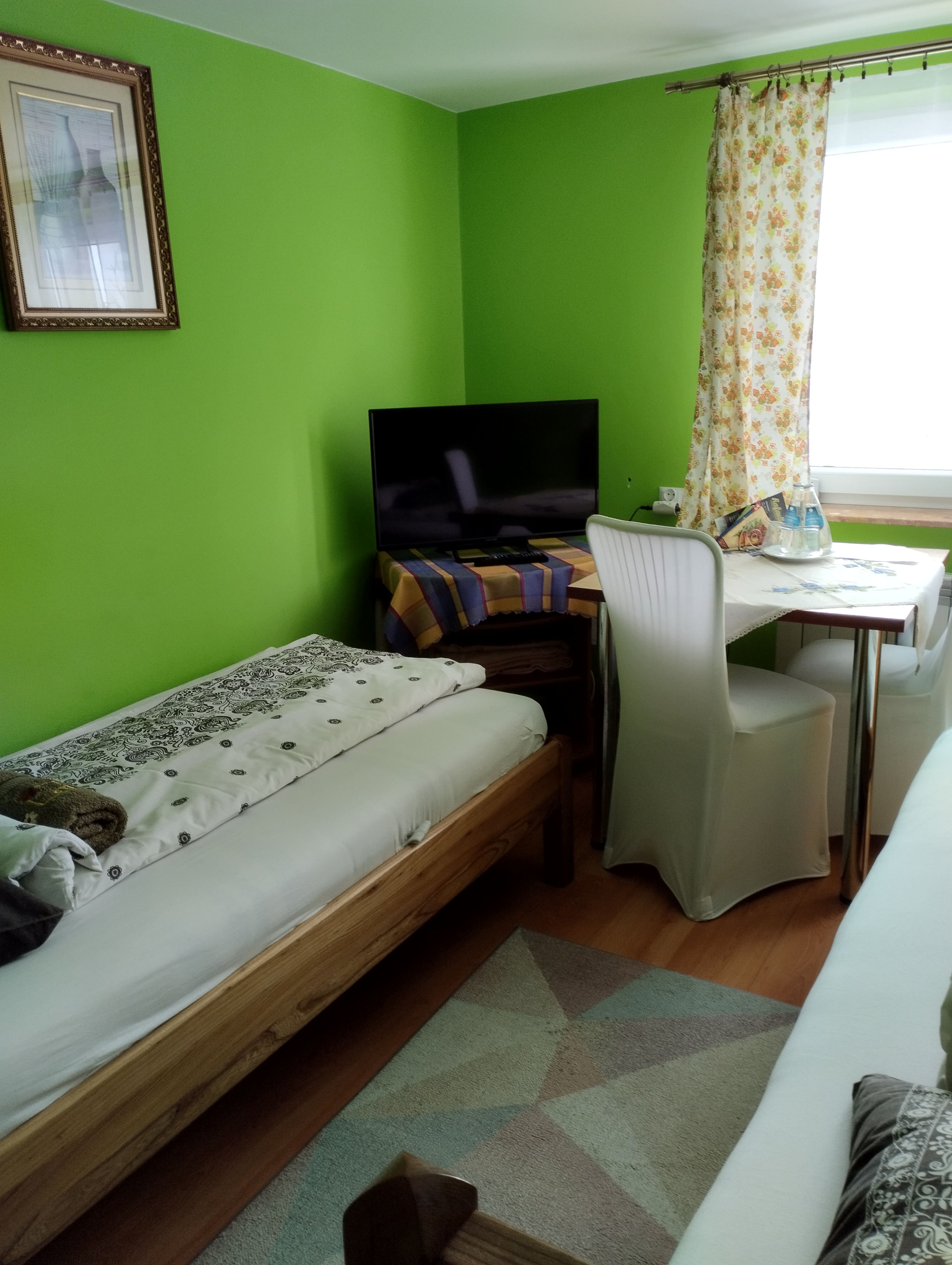 Pokój Nr. 4: (Zielony) 2-osobowy
